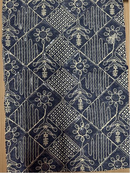 全棉牛仔布300克 绣花-3.jpg